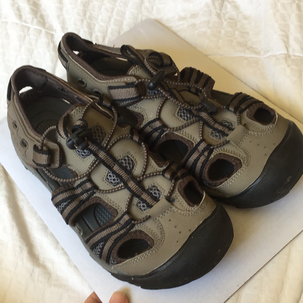 Men's Outland closed toe sandal